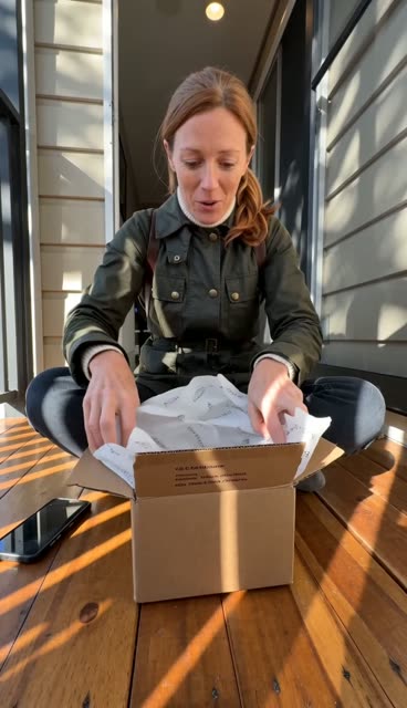 Hallway Floor Unboxing